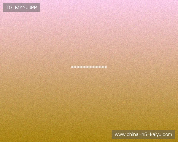 对方球员突然送上生日蛋糕，本方前锋吃了后梅开二度