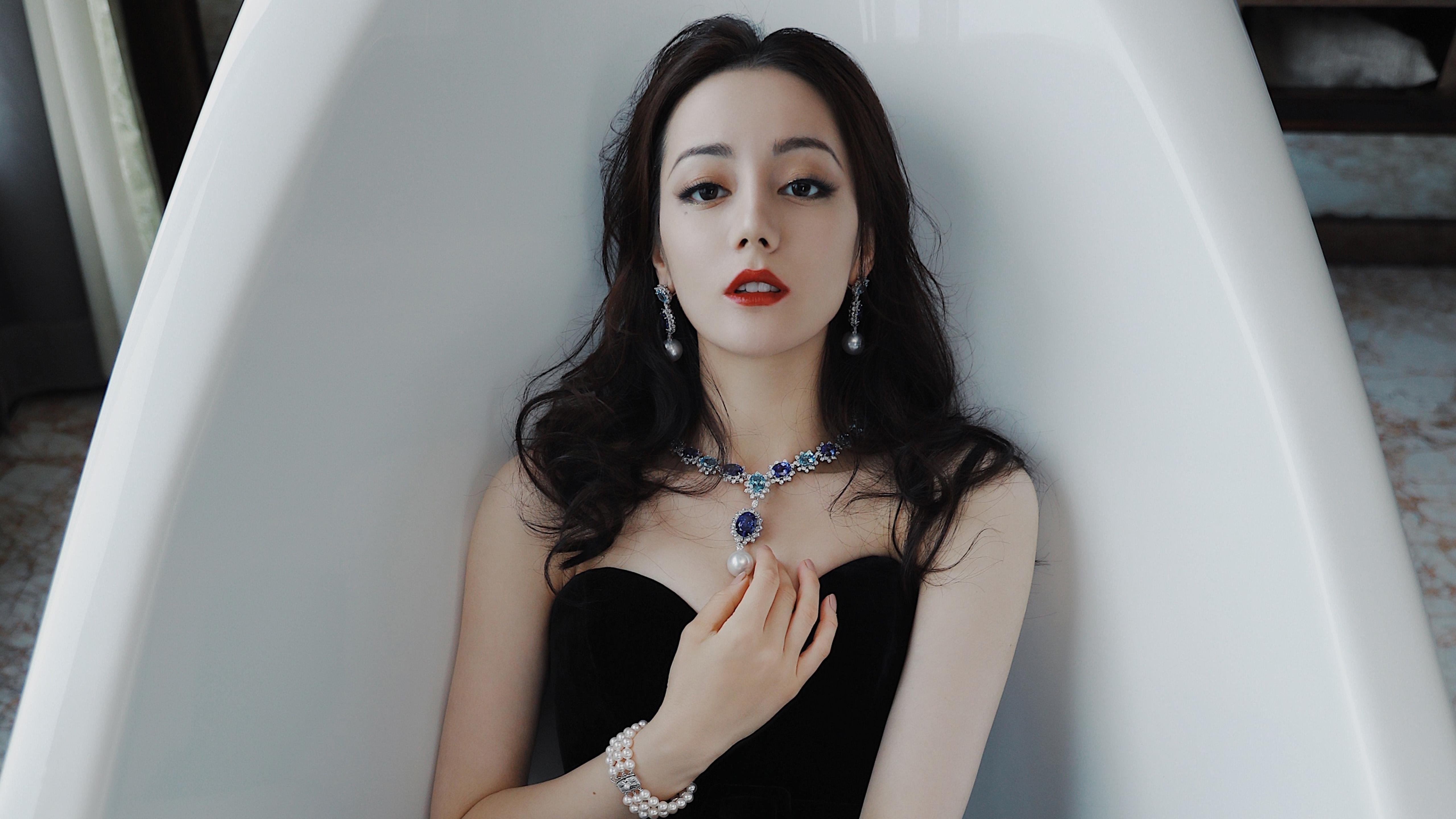 中国足球俱乐部开展校园足球公益活动，足球公益活动策划方案