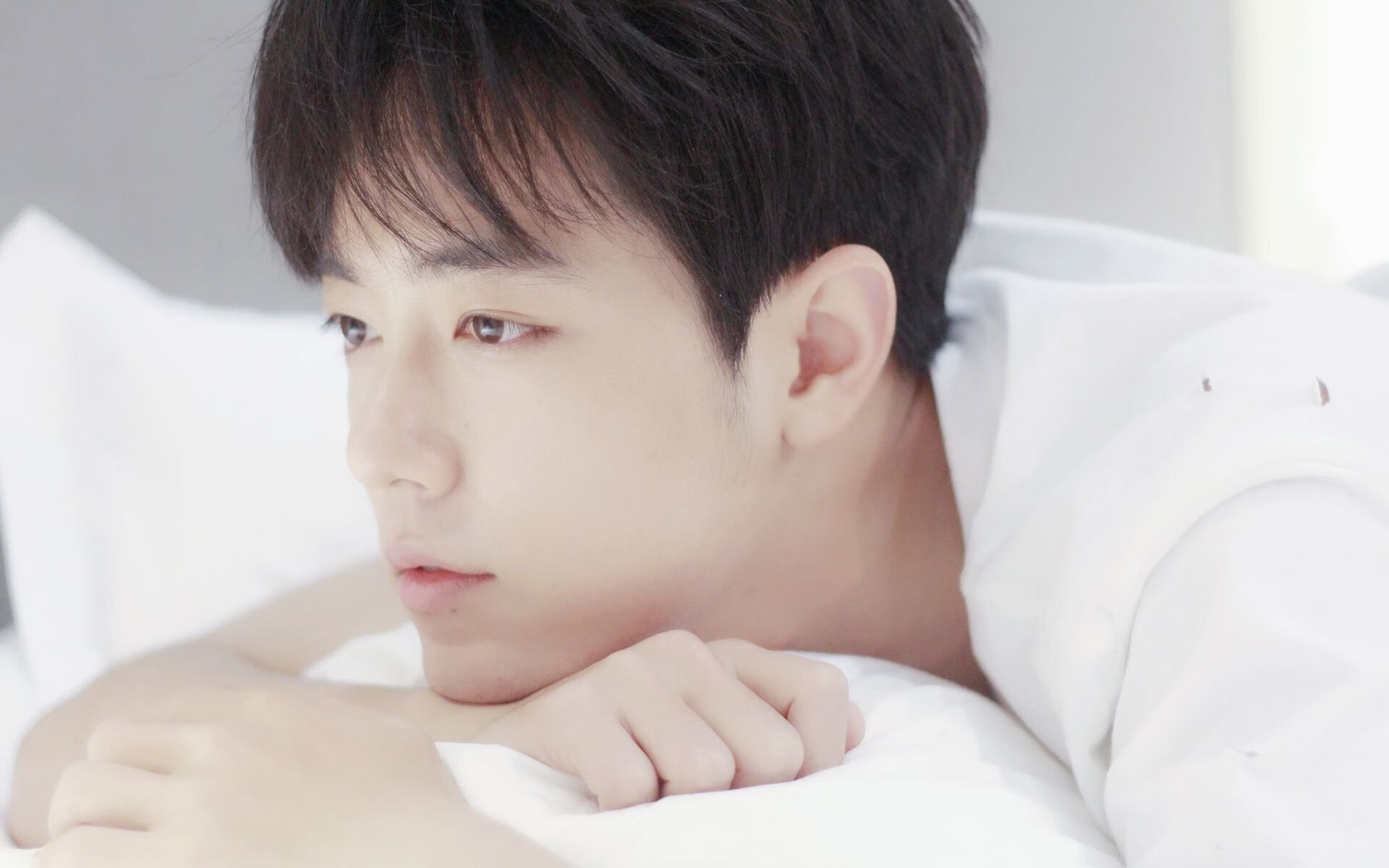 普劳德再次刷新个人蝶泳纪录，普劳德游泳