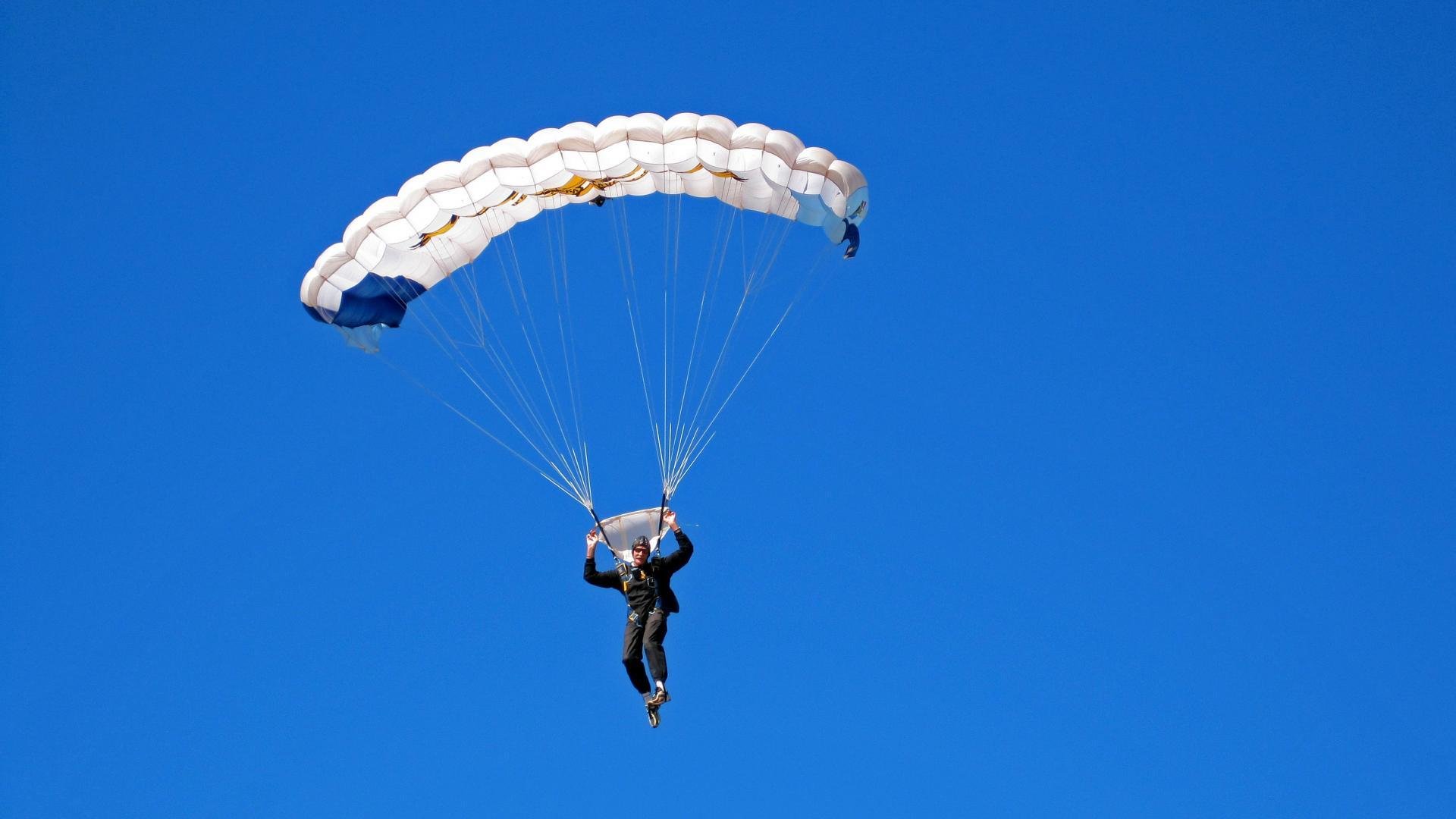 CBA重启升降级，一支问题球队或面临出局命运，cba的情况